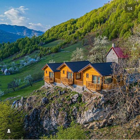 Bujtina Tradicionale Hotel Lepushe Exterior foto